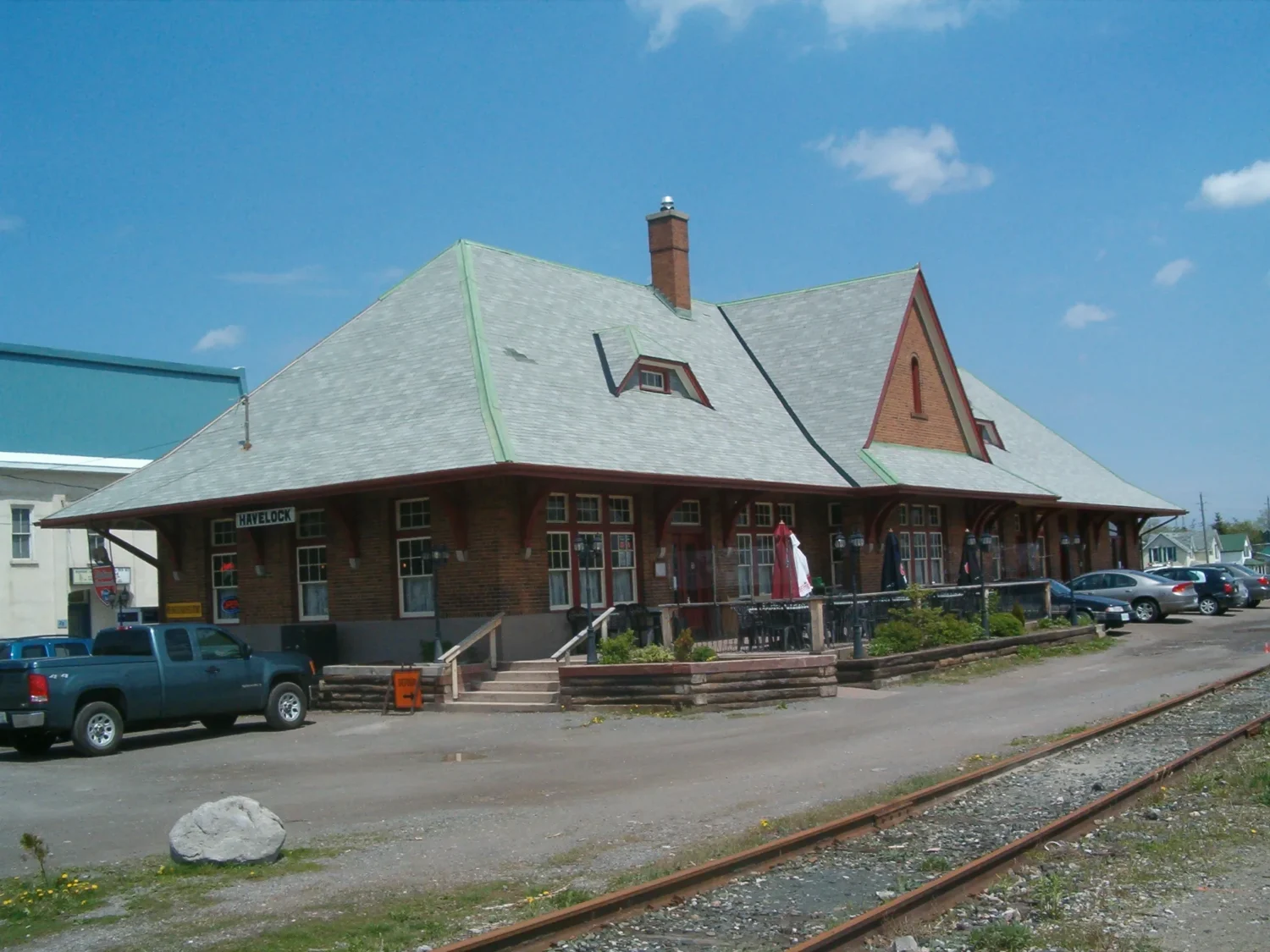 Historic Havelock Railway Station brick building in Havelock ON – Renossance