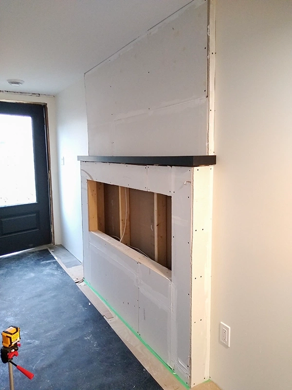 drywall repair and drywall installation Campbellford – drywall around fireplace frame